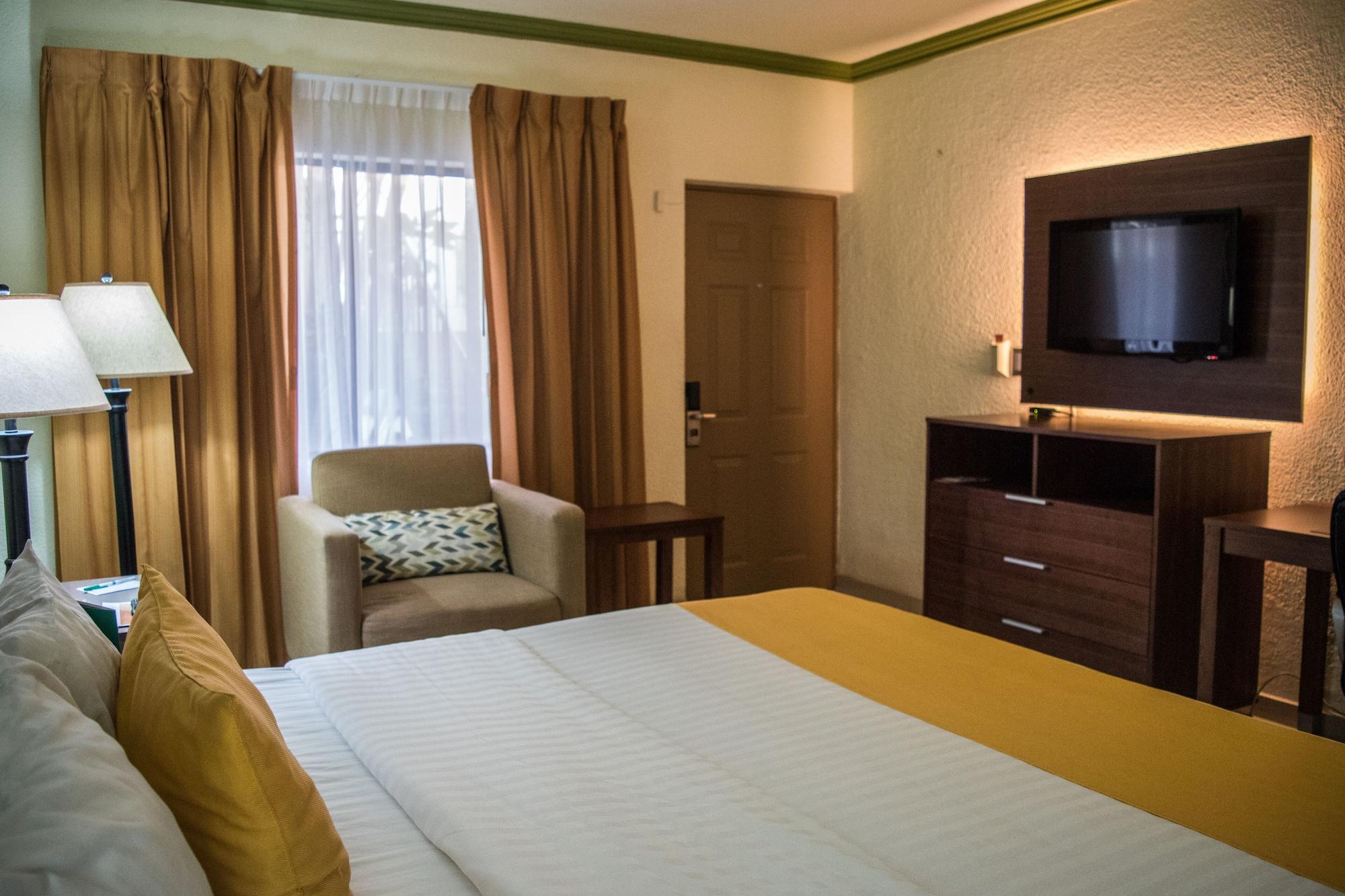 Quality Inn Ciudad Obregon Exterior photo